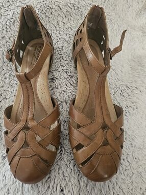 Rockport Cobbhill 'Ireland' Women's Brown Leather T-Strap Sandals
